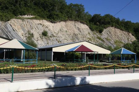 Детский санаторно-оздоровительный лагерь "Морская волна" с.Лермонтово